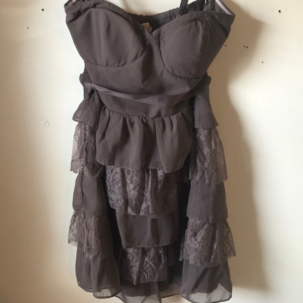 Dress - Picture 2 of 4